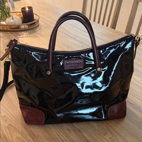 Kate Spade Black Patent Leather Tote with Burgundy Trim - Picture 1 of 5